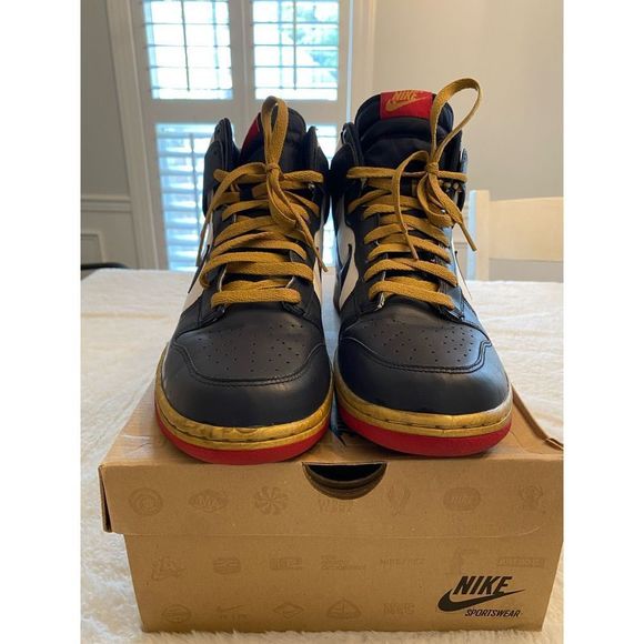 Nike Dunk High   - Picture 1 of 11